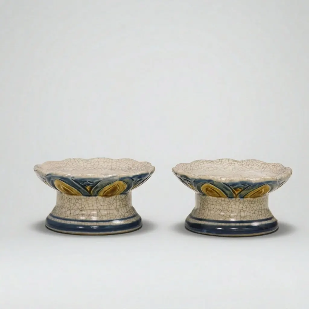 Chân nến men RẠN sen S1