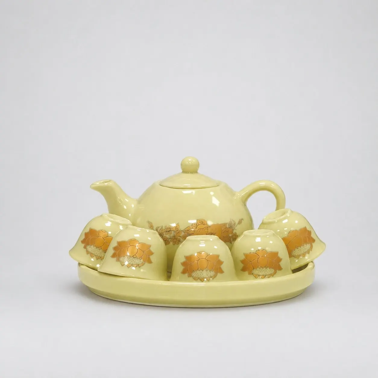 Bộ ấm trà men VÀNG ánh kim - 3 chén