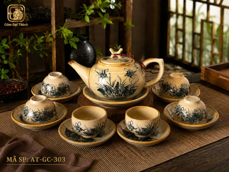 Bộ ấm chén chuồn khoai vẽ tay giả cổ